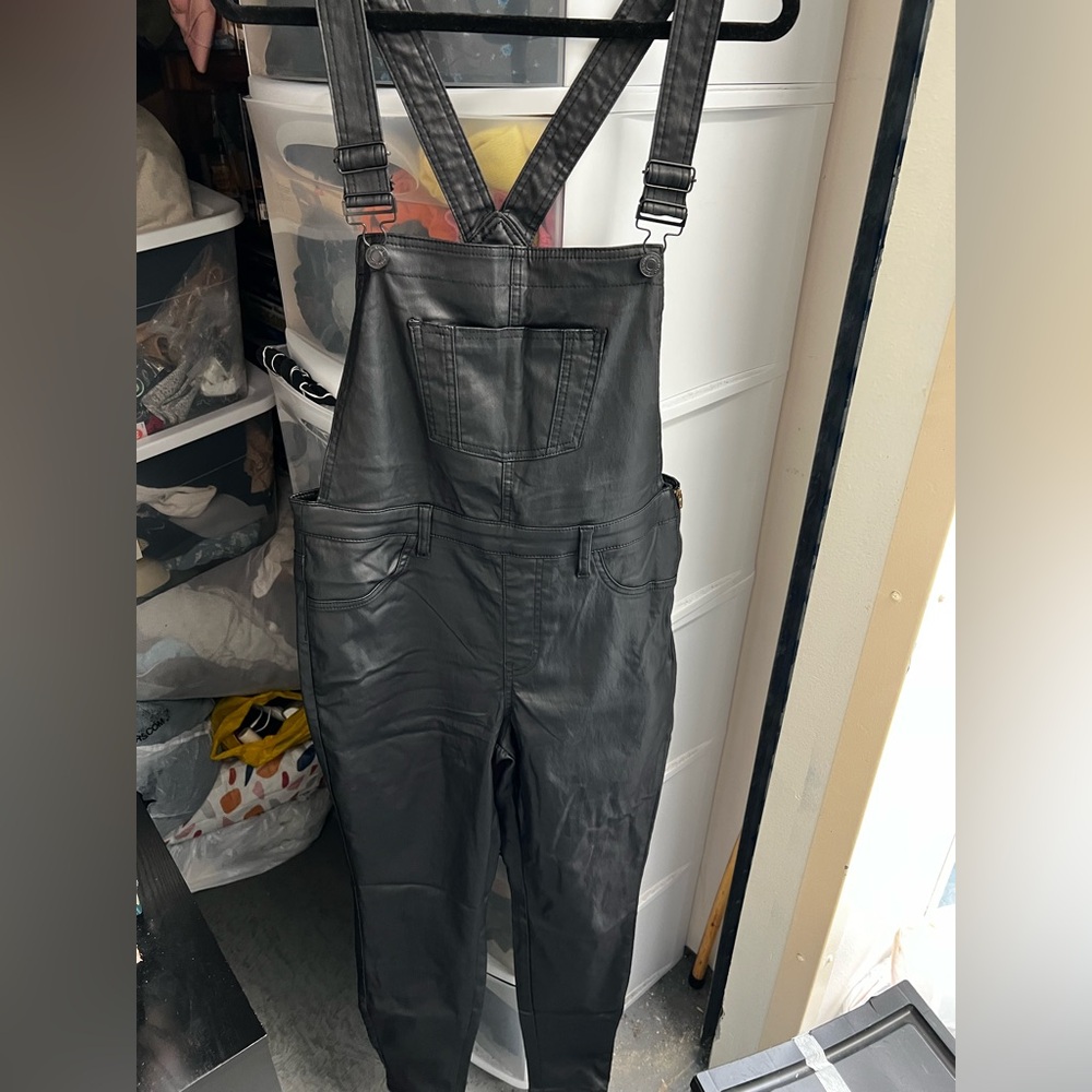 Fashion to Figure Black Faux Leather Overalls size 0 XL stretchy